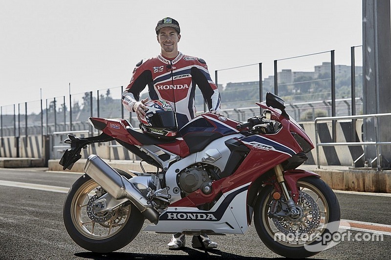 Honda presenta su nueva arma para el WSBK