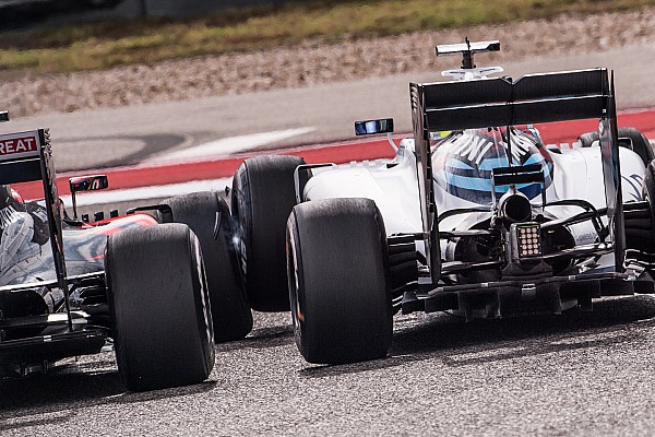 A história da foto: o toque entre Alonso e Massa em Austin