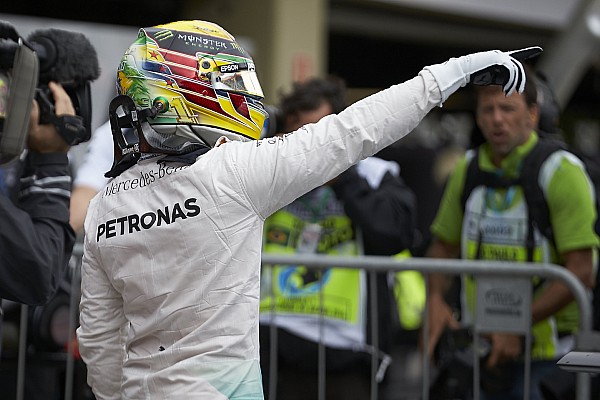 Hamilton supera Rosberg e crava pole 60 em Interlagos