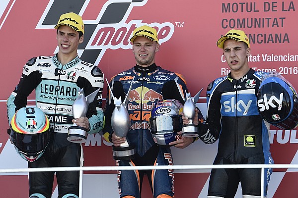 Gran avance de Binder para ganar en Moto3