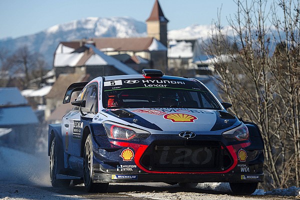 Neuville y Evans comparten victorias en la ma&ntilde;ana del s&aacute;bado