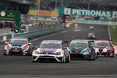TCR-Saison 2017 mit 20 Fahrzeugen von 7 Marken