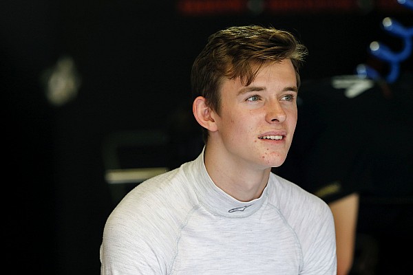 Ilott y Prema lideran el test en Austria