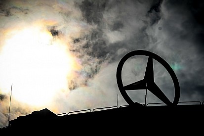 Análise: decisão da Mercedes choca, mas F-E é passo lógico