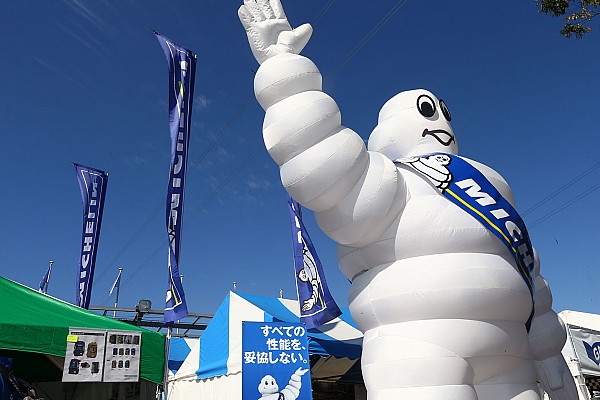 Michelin leva pneus sim&eacute;tricos para a dianteira em Brno