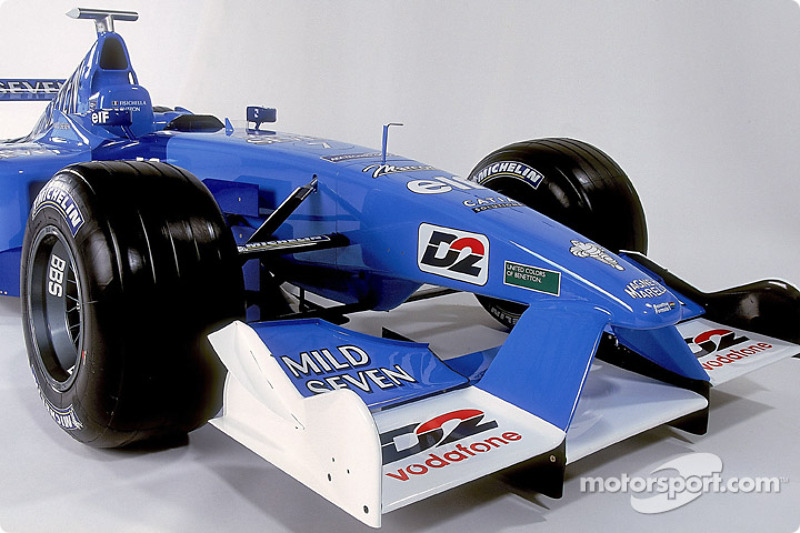 Fotos de estudio del Benetton B201
