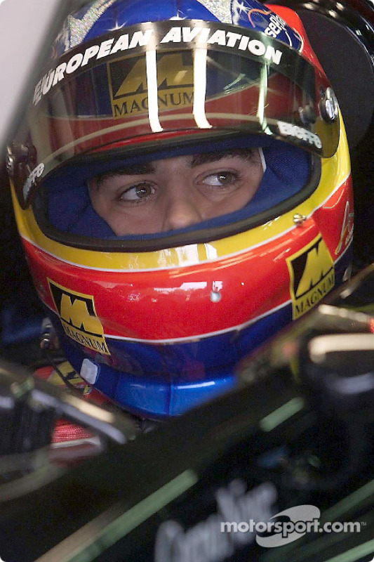 Casco de Fernando Alonso en 2001