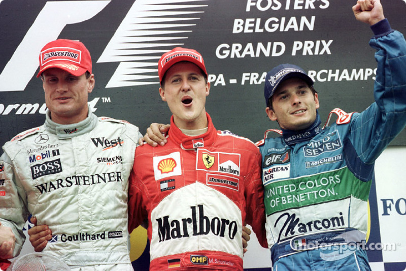 Le podium: David Coulthard, Michael Schumacher et Giancarlo Fisichella