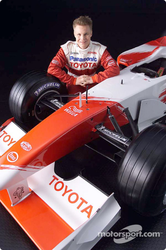 Mika Salo and the 2001 Toyota Formula 1 TF102