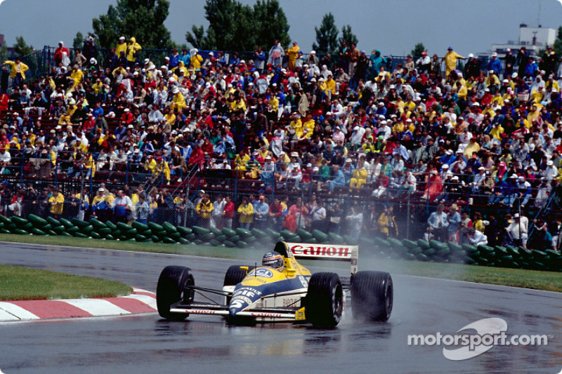 Thierry Boutsen on a Williams-Renault