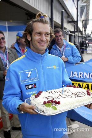 Jarno Trulli fête son 30e anniversaire