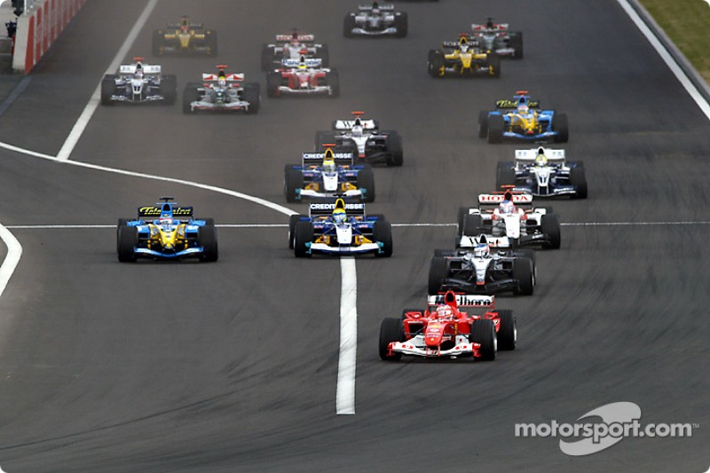 Arrancada: Rubens Barrichello toma la punta