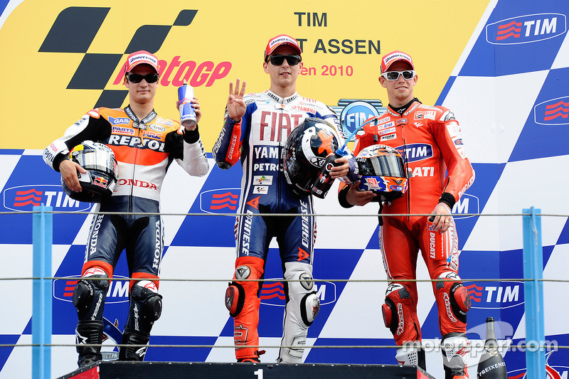 2010: 1. Jorge Lorenzo, 2. Dani Pedrosa, 3. Casey Stoner