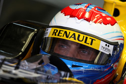 Виталий Петров, Renault F1 Team