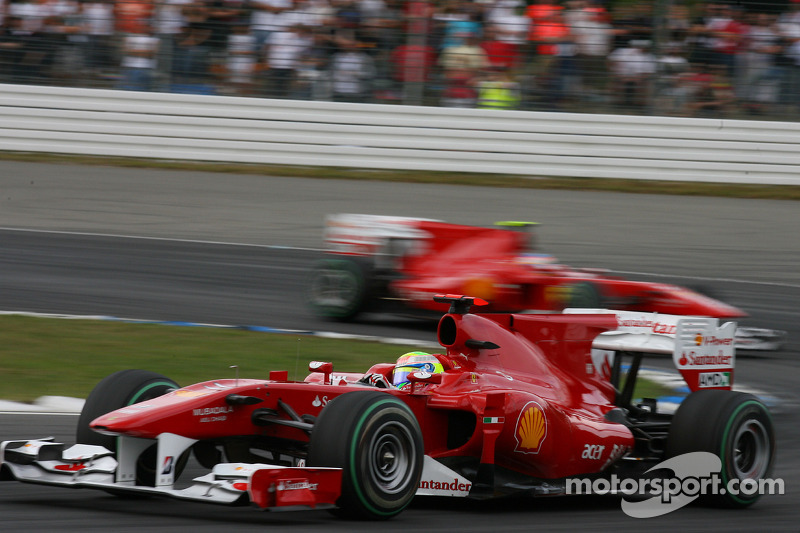 Феліпе Масса попереду Фернандо Алонсо, Ferrari