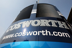 Cosworth truck in de paddock
