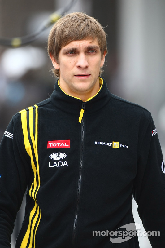 Vitaly Petrov, Equipo Renault F1 at GP de Corea F1 Fotos