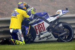 Valentino Rossi, Fiat Yamaha Team says 'Bye bye baby' to his Yamaha bike