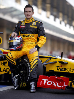 Mikhail Aleshin, Renault F1 Team