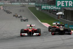 Виталий Петров, Lotus Renault F1 Team