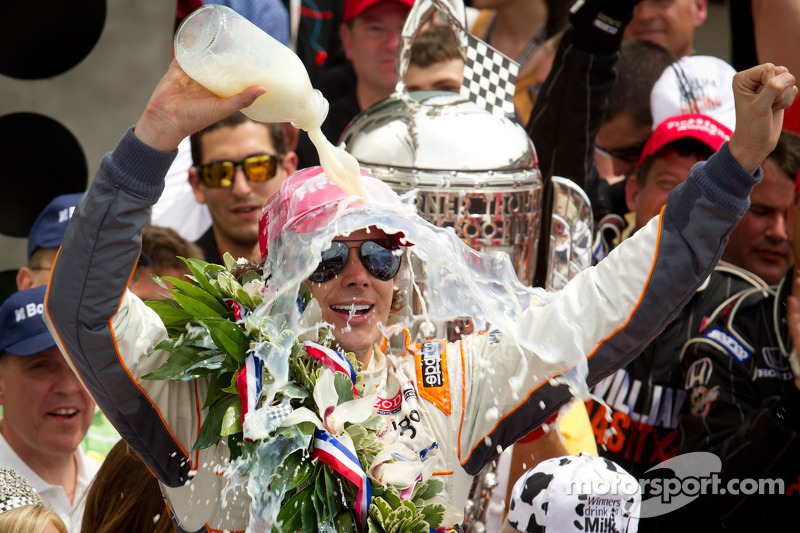 2011 - Dan Wheldon