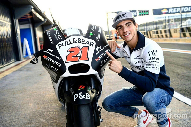Francesco Bagnaia ganhou um presente da equipe Aspar após vencer duas corridas na Moto3 neste ano...