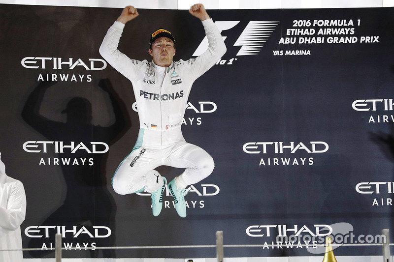 Nico Rosberg terminou o GP de Abu Dhabi na segunda posição e conquistou seu primeiro título na Fórmula 1.