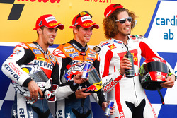 Podium : le vainqueur Casey Stoner, Repsol Honda Team, le deuxième Andrea Dovizioso, Repsol Honda Team, et le troisième Marco Simoncelli, San Carlo Honda Gresini