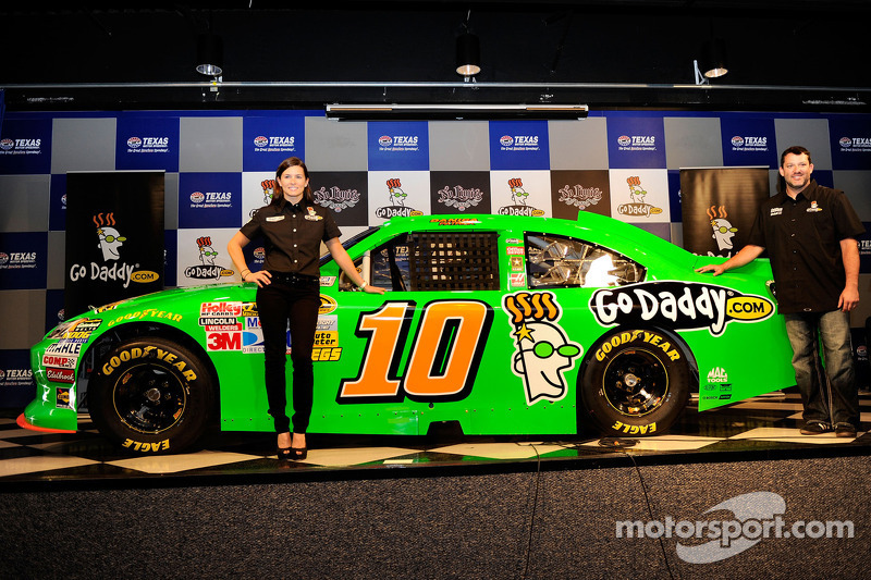 Tony Stewart y Danica Patrick