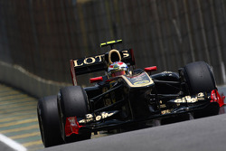 Виталий Петров, Lotus Renault GP