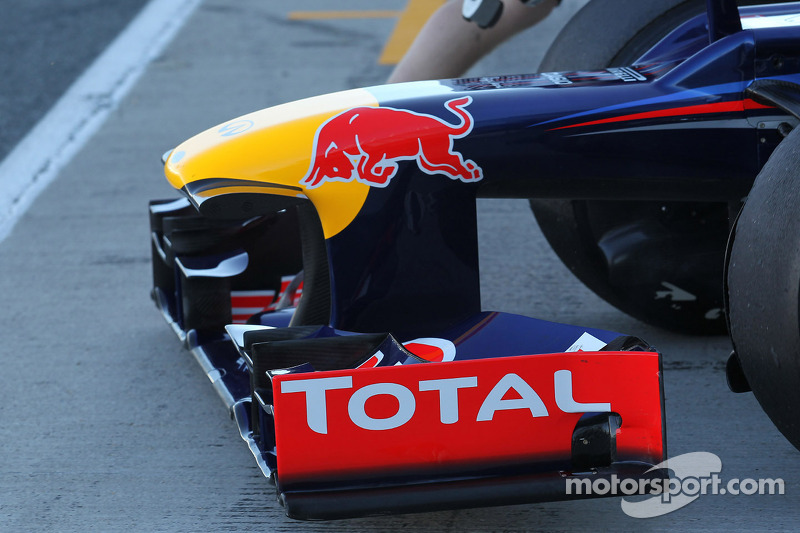 Red Bull RB8 nose cone at February Jerez testing