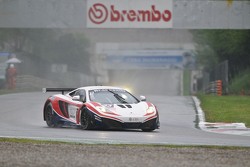 #23 United Autosports McLaren MP4-12C GT3: Mark Patterson, Mark Blundell, Zak Brown