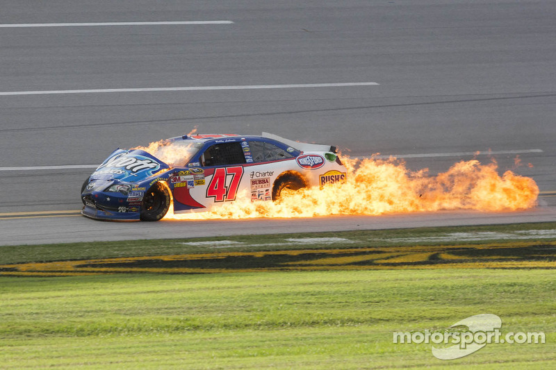 Herbst 2012: Feuer bei Bobby Labonte