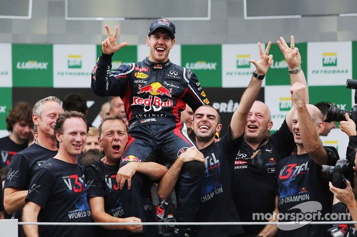 Sebastian Vettel, Red Bull Racing, celebra el campeonato del mundo 2012