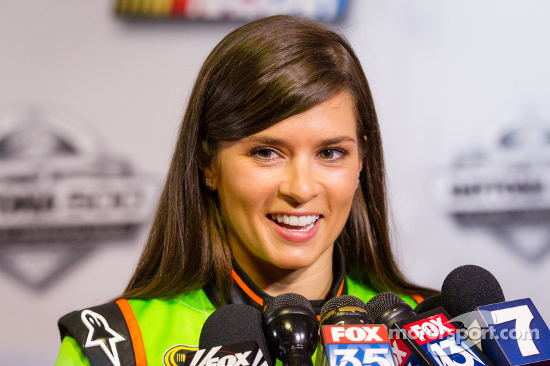 Danica Patrick, Stewart-Haas Racing, Chevrolet