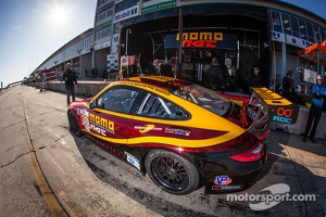 #30 NGT Motorsport Porsche 911 GT3 Cup: Henrique Cisneros, Marco Seefried, Sean Edwards