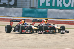 Mark Webber, Red Bull Racing RB9 and Sebastian Vettel, Red Bull Racing RB9