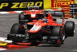 Max Chilton, Marussia F1 Team MR02 lidera parceiro Jules Bianchi, Marussia F1 Team MR02