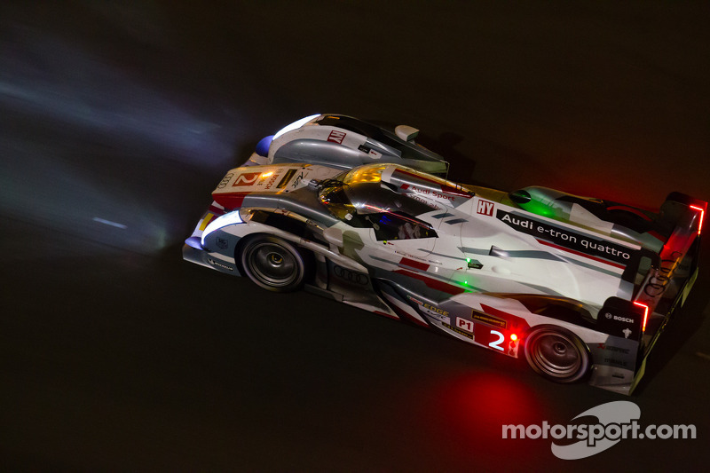 El #2 de Tom Kristensen, Allan McNish y Loic Duval en 2013