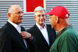 Ron Dennis (McLaren) et Niki Lauda (Mercedes)