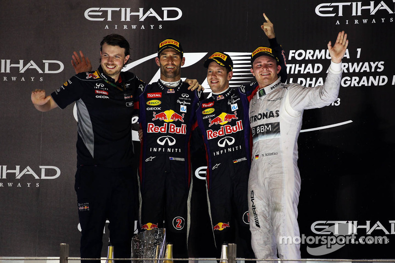 Podio: ganador de la carrera Sebastian Vettel, Red Bull Racing, segundo lugar Mark Webber, Red Bull 