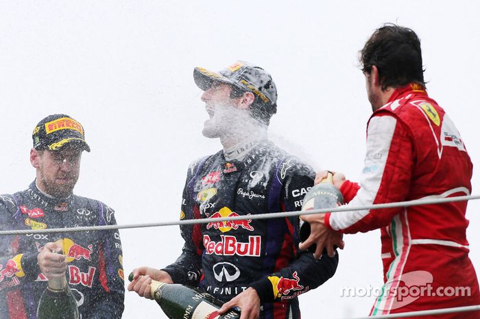 Sebastian Vettel, Red Bull Racing, Mark Webber, Red Bull Racing y Fernando Alonso, Scuderia Ferrari