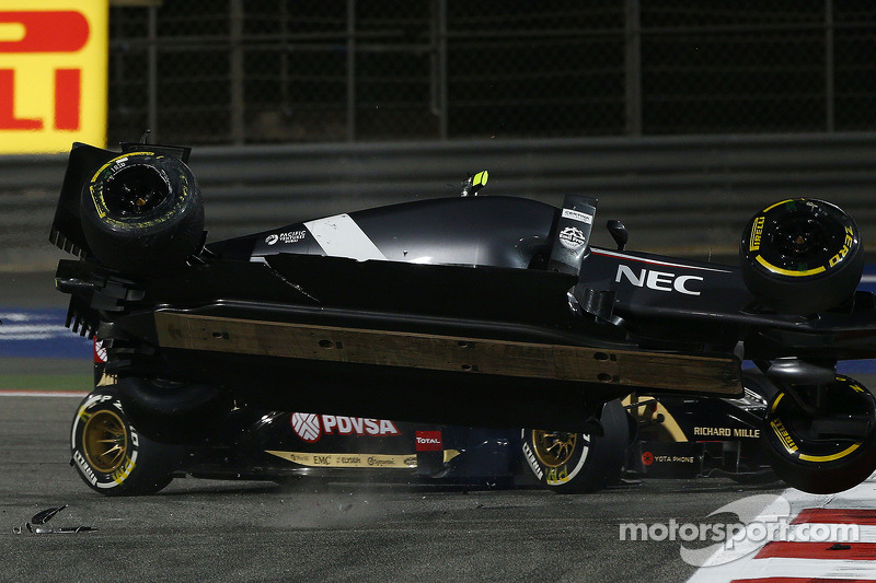 Esteban Gutierrez, Sauber C33 kazası ve Pastor Maldonado, Lotus F1 E21