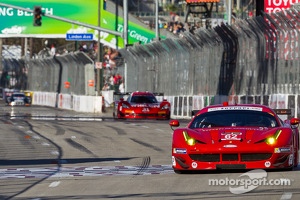 #62 Risi Competizione Ferrari F458 Italia: Giancarlo Fisichella, Dane Cameron