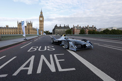 Formula E cars take over downtown London