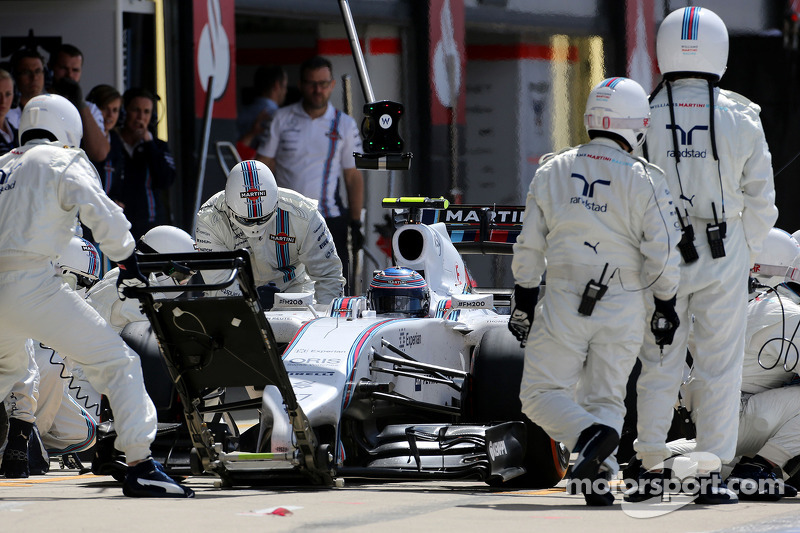 Valtteri Bottas, Williams F1 Team durante pitstop