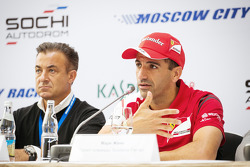 Жан Алези и Марк Жене. Moscow City Racing, Суббота.