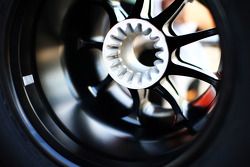 Pirelli neumáticos, rin de la rueda