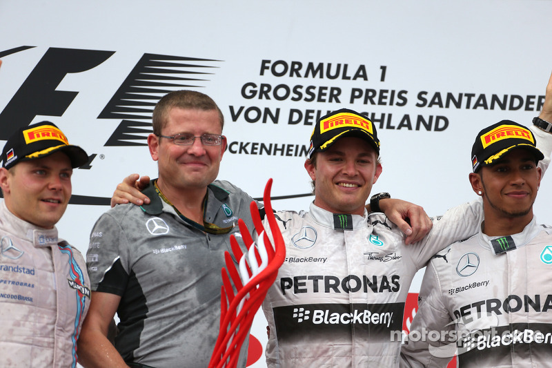 Podium: Sieger Nico Rosberg, 2. Valtteri Bottas, 3. Lewis Hamilton