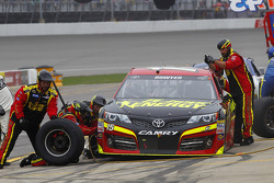 Clint Bowyer, Michael Waltrip Racing Toyota